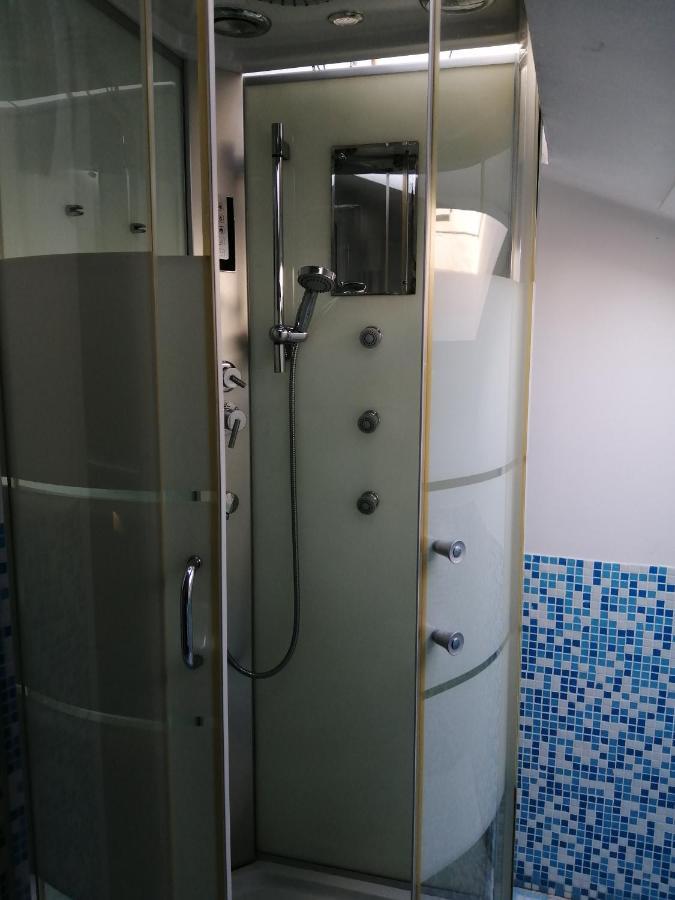 Gira Guest House Como Kültér fotó